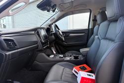 2022 Isuzu MU-X LS-T