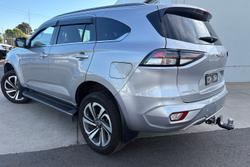 2022 Isuzu MU-X LS-T