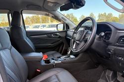 2022 Isuzu MU-X LS-T