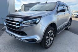2022 Isuzu MU-X LS-T