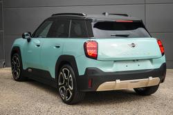 2026 MINI Aceman SE Favoured