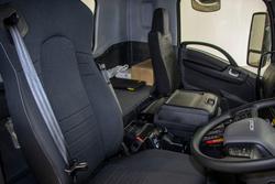 2025 Isuzu F Series FYJ 320-255 AT R58