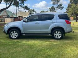 2014 Isuzu MU-X LS-T MY14 4X4 Dual Range Fjord Blue