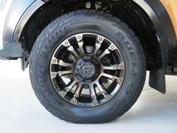 2015 Nissan Navara ST