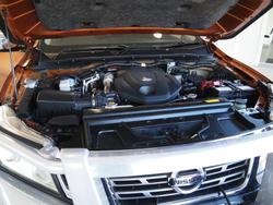 2015 Nissan Navara ST