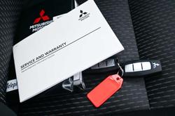 2024 Mitsubishi Outlander ES