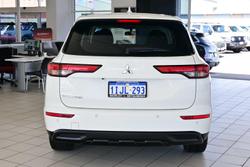 2024 Mitsubishi Outlander ES
