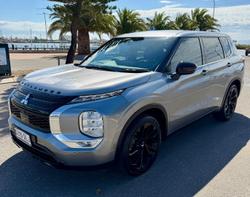 2023 Mitsubishi Outlander LS