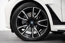 2022 BMW X7 xDrive30d