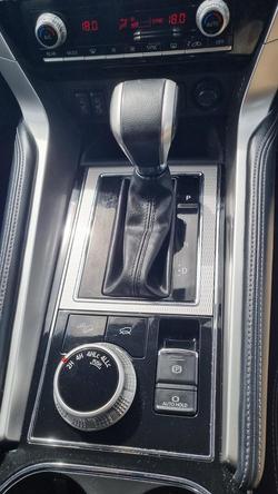 2021 Mitsubishi Pajero Sport Exceed