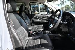 2021 Nissan Navara PRO-4X