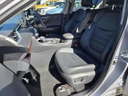 2024 Toyota RAV4 XSE