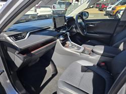 2024 Toyota RAV4 XSE