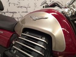 2017 Moto Guzzi California Touring SE California Red