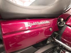 2017 Moto Guzzi California Touring SE California Red