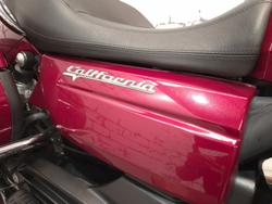 2017 Moto Guzzi California Touring SE California Red