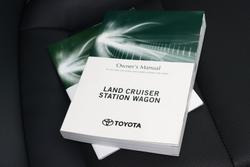 2024 Toyota Landcruiser VX