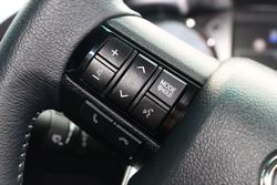 2023 Toyota Hilux SR5