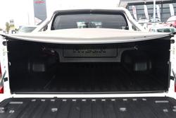 2023 Toyota Hilux SR5