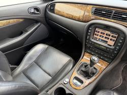 2005 Jaguar S-Type Sport