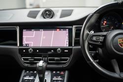2023 Porsche Macan T