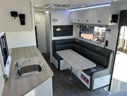 2023 Design RV Crx Semi Off Road F2, 21'