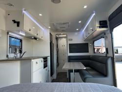 2023 Design RV Crx Semi Off Road F2, 21'