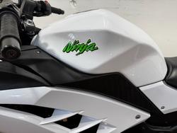 2014 Kawasaki NINJA 300 SE WHITE