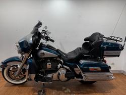 2004 Harley-Davidson FLHTCUI ULTRA CLASSIC E/GLIDE BLUE