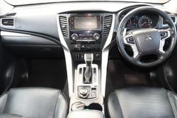 2016 Mitsubishi Pajero Sport Exceed