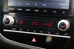 2019 Mitsubishi Outlander ES