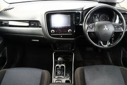 2019 Mitsubishi Outlander ES