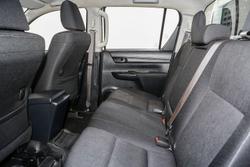 2020 Toyota Hilux SR