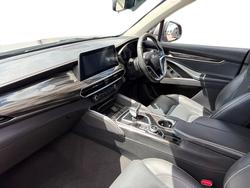 2022 LDV D90 Executive