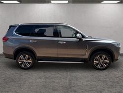 2022 LDV D90 Executive