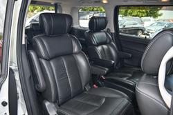 2012 Nissan Elgrand Rider Black Line