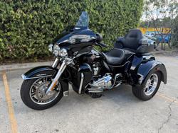 2022 HARLEY-DAVIDSON FLHTCUTG TRI GLIDE U/CLC 114