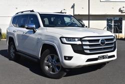 2024 Toyota Landcruiser Sahara