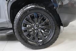 2025 Mitsubishi Triton GSR