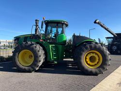 2021 John Deere 9520R Green