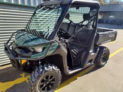 2026 Can-Am Defender DPS HD9 Defender Green