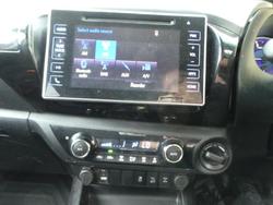 2019 Toyota Hilux SR5