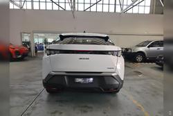 2024 Peugeot 3008 Allure Hybrid