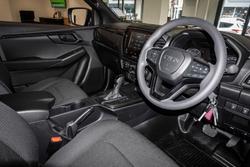 2025 Isuzu D-MAX X-RIDER