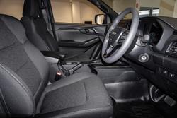 2025 Isuzu D-MAX X-RIDER