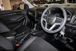 2025 Isuzu D-MAX SX