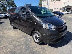 2020 MITSUBISHI EXPRESS GLX LWB SN MY21 BLACK