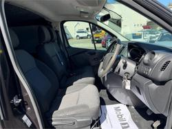 2020 MITSUBISHI EXPRESS GLX LWB SN MY21 BLACK