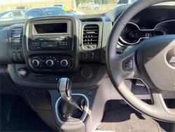 2020 MITSUBISHI EXPRESS GLX LWB SN MY21 BLACK