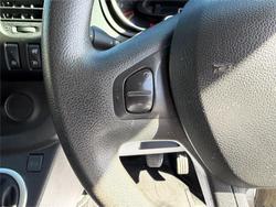 2020 MITSUBISHI EXPRESS GLX LWB SN MY21 BLACK